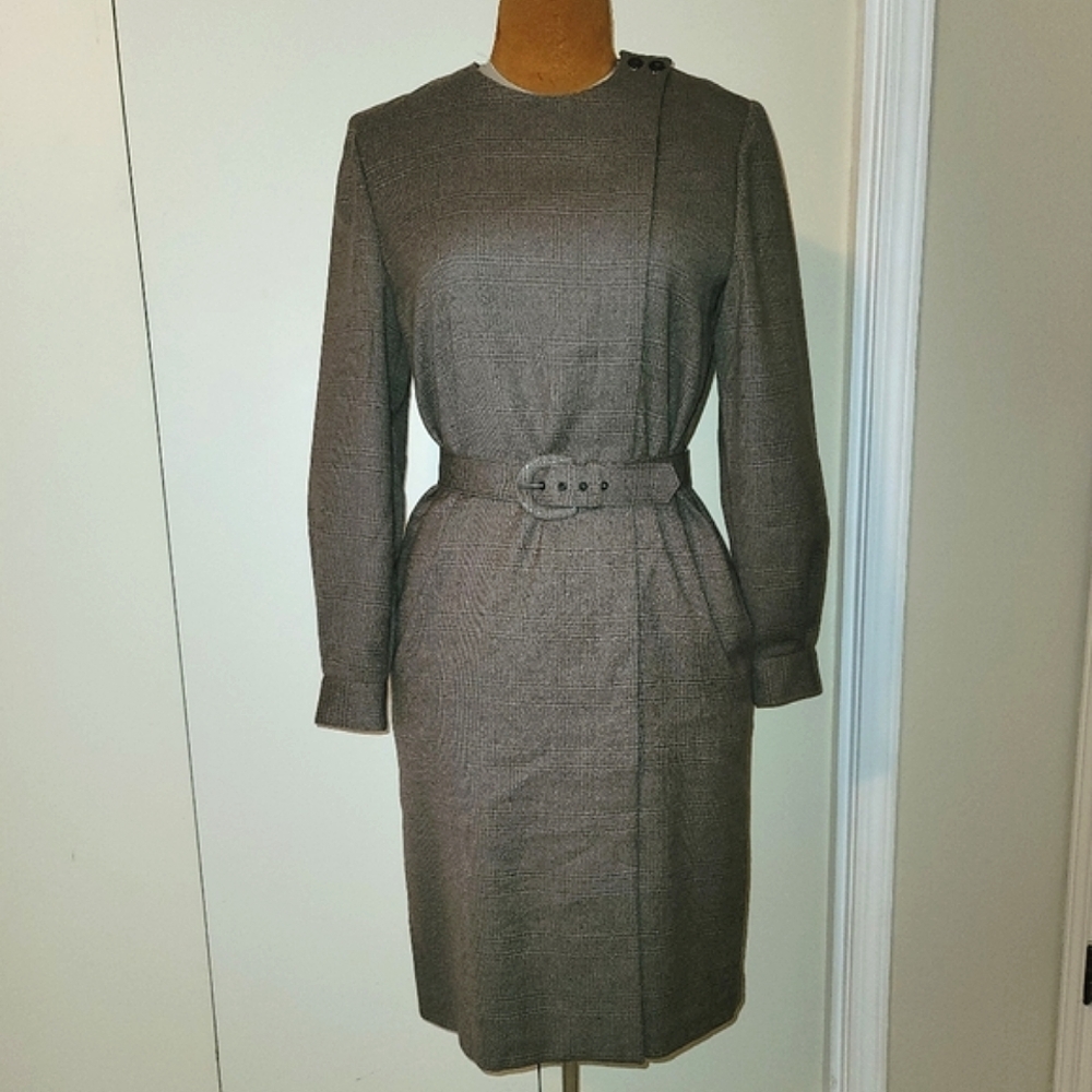 Harve' Benard beautiful wool plaid  Sz 8